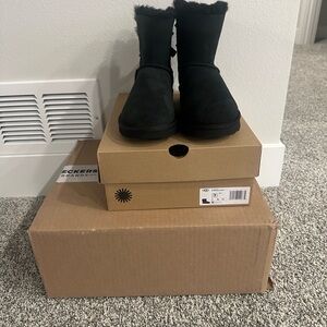 UGG Mini Bailey Bow 2
